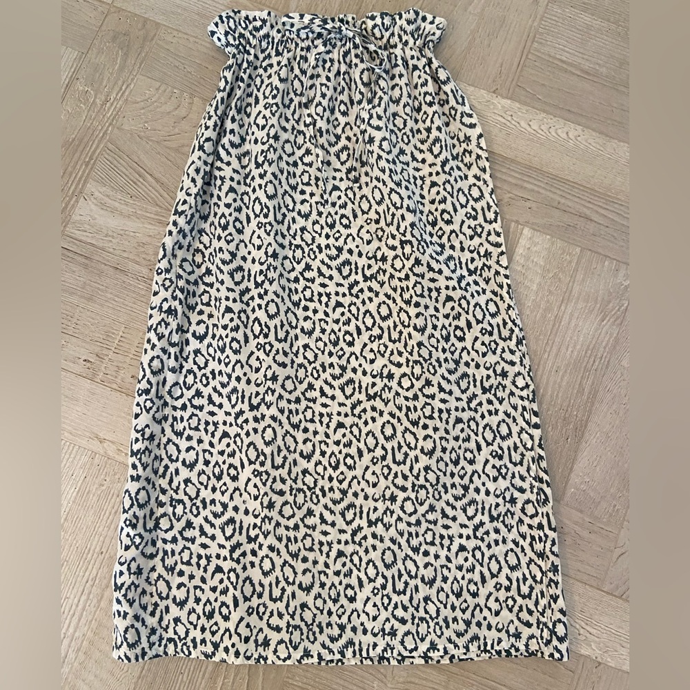 INDIA COLLECTION ANIMAL PRINT SUMMER SKIRT WITH ELASTIC WAIST.  SIZE XS.
